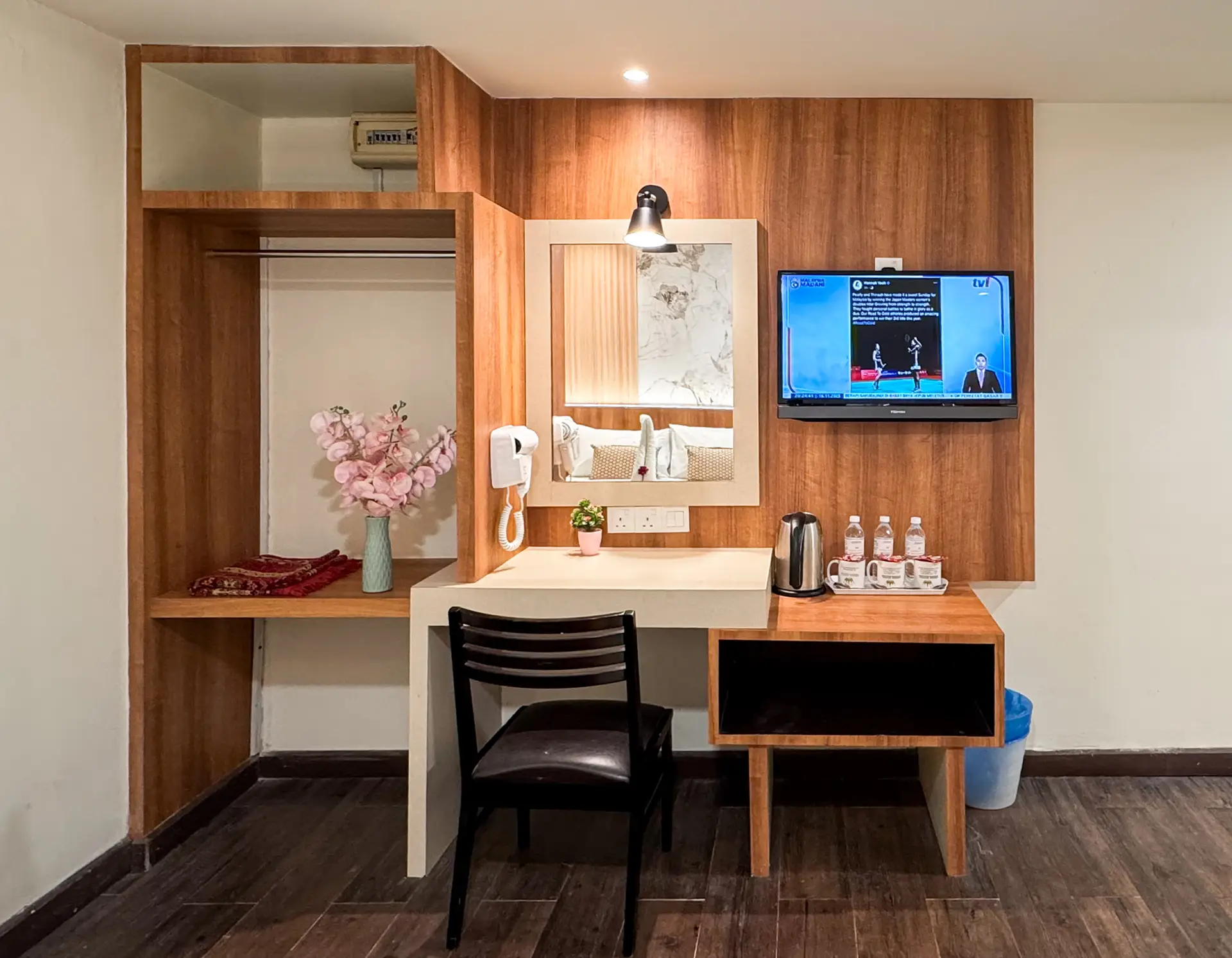 Deluxe Triple Room room photo 2